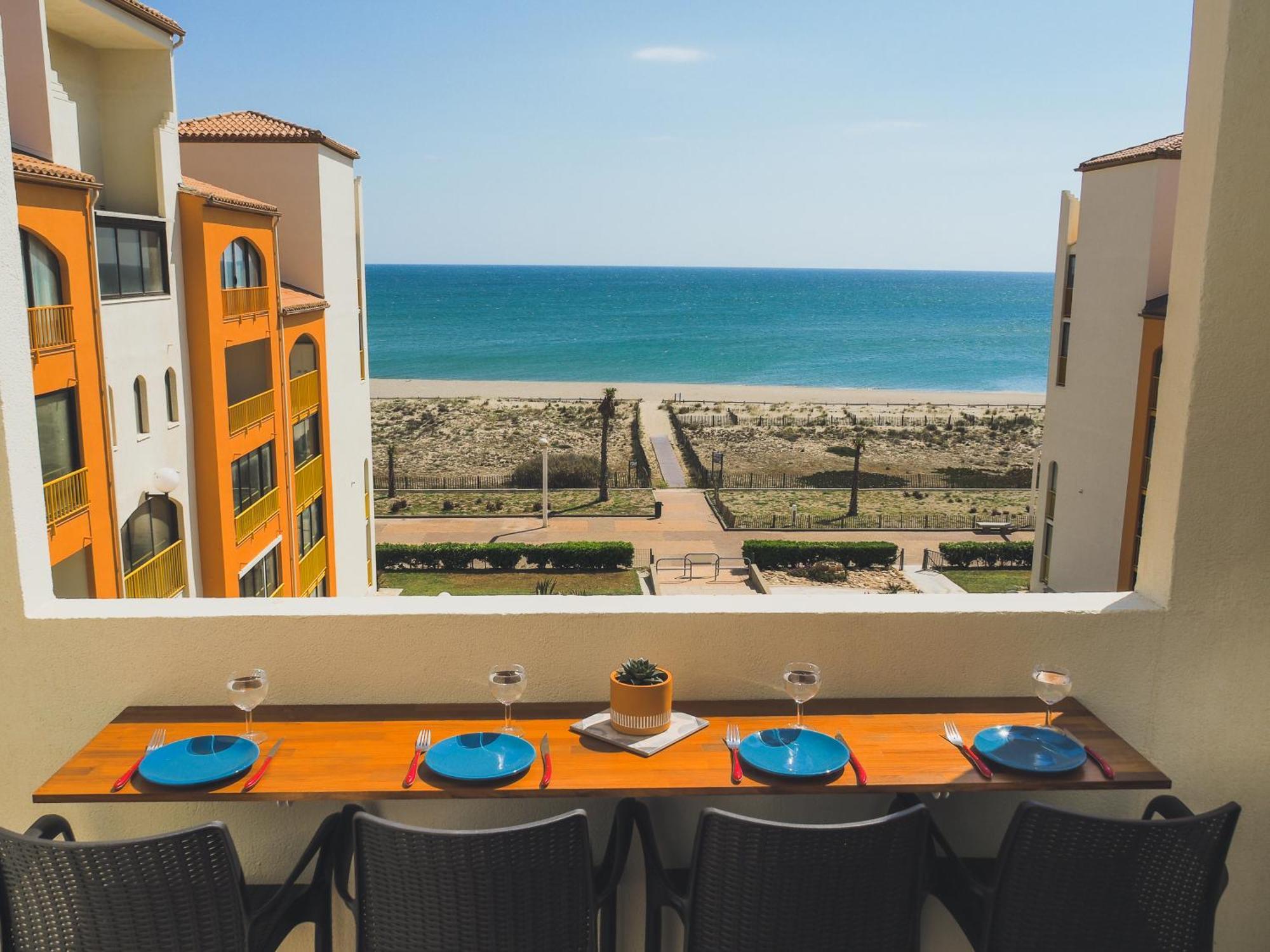 Appart Mezzanine Vue Mer Et Plage, Parking Wifi Tv 르발카레스 외부 사진