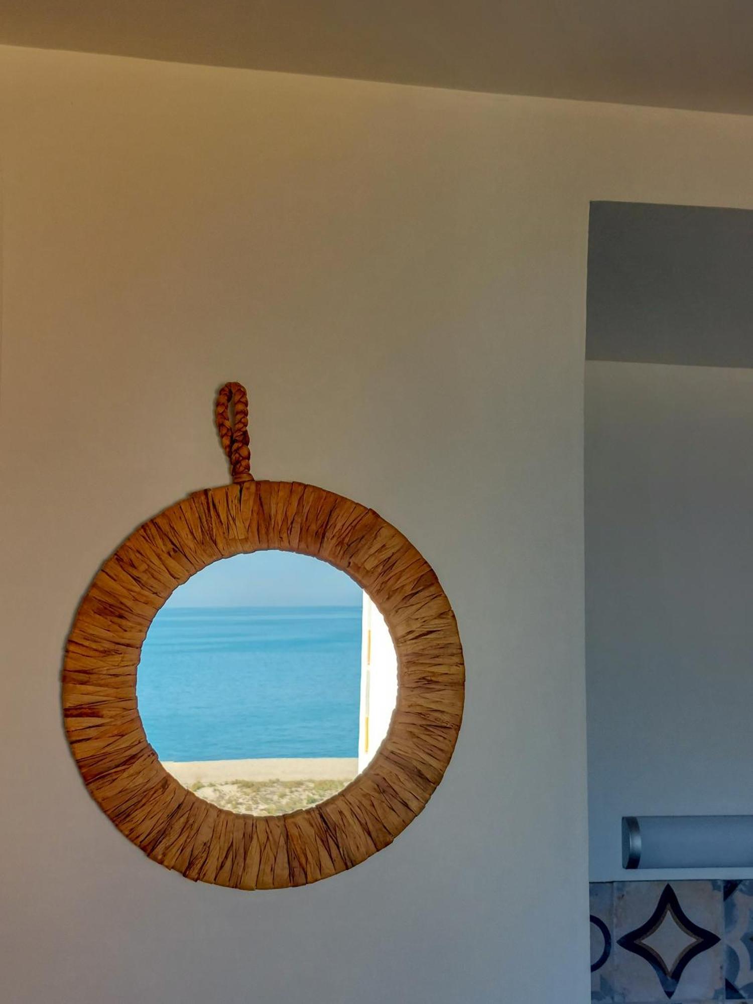 Appart Mezzanine Vue Mer Et Plage, Parking Wifi Tv 르발카레스 외부 사진