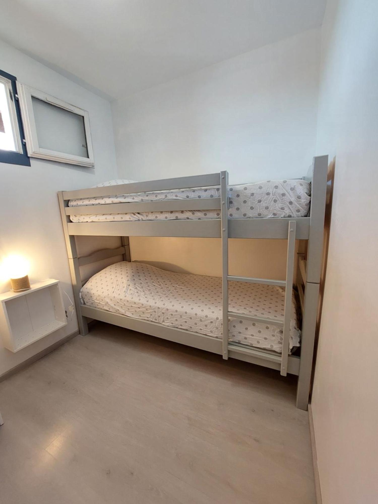 Appart Mezzanine Vue Mer Et Plage, Parking Wifi Tv 르발카레스 외부 사진