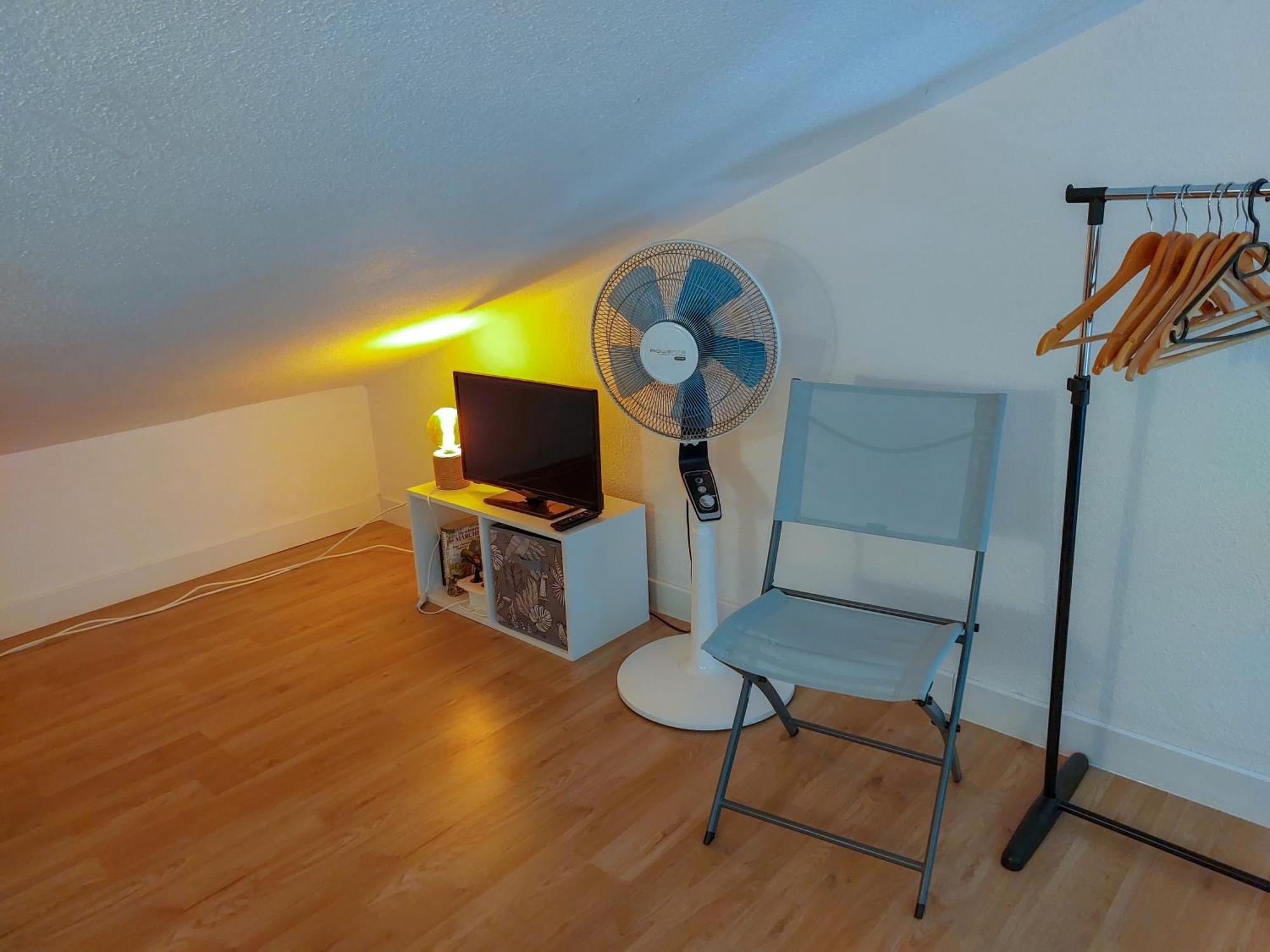 Appart Mezzanine Vue Mer Et Plage, Parking Wifi Tv 르발카레스 외부 사진